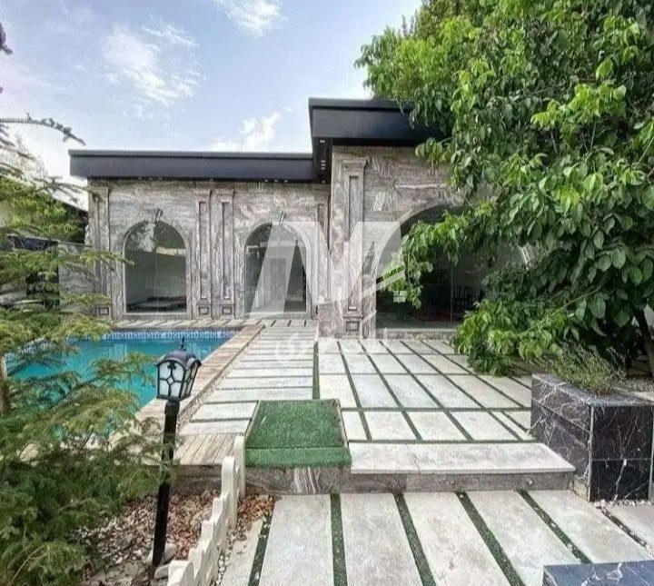 خرید ویلا فلت مهندسی ساز استخر دار ۲۵۰ متر شهرکی سند تک برگ | ۲۵۰ متر