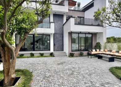 فروش ویلای استخر دار لوکیشن عالی چمستان | ۲۵۰ متر