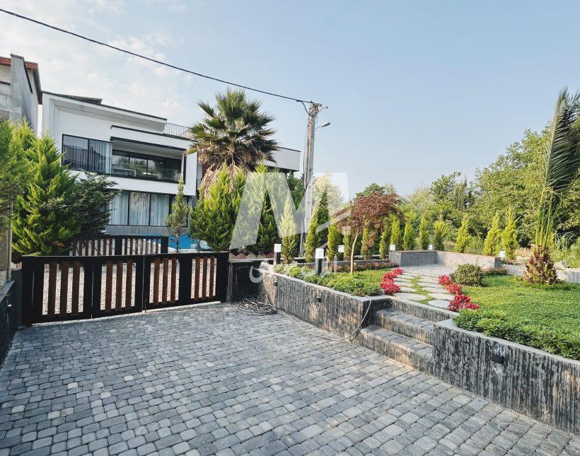 خرید ویلا دوبلکس جنگلی با معماری مدرن | 225 متر