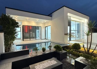 فروش اقساطی ویلای ۲۵۰ متری استخردار در نور | ۲۵۰ متر