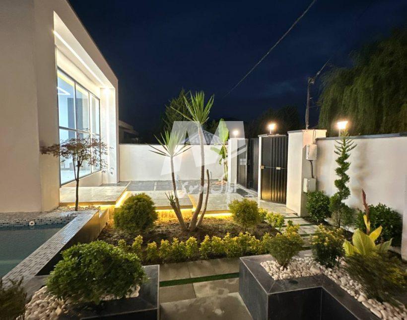 فروش اقساطی ویلای ۲۵۰ متری استخردار در نور | ۲۵۰ متر
