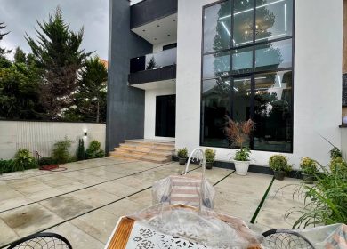 خرید ویلا سند دار با استخر و روف آماده تحویل | 250 متر