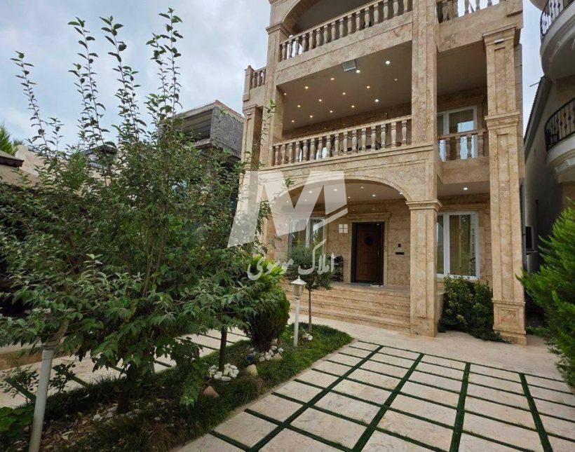 خريد کاخ ویلا جنگلی با شاهنشین روفگاردن ویوی ابدی جنگل | 250 متر