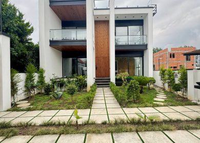 خرید اقساطی ویلای استخردار با چشمانداز جنگل در چمستان | ۳۰۰ متر