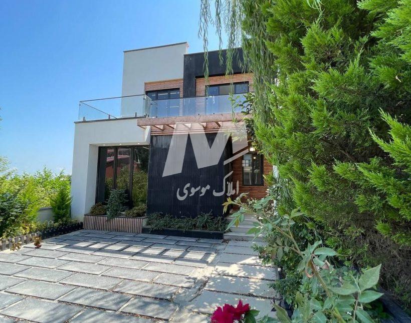 خرید ویلا در نور شهرکی روف دار | ۲۰۰ متر