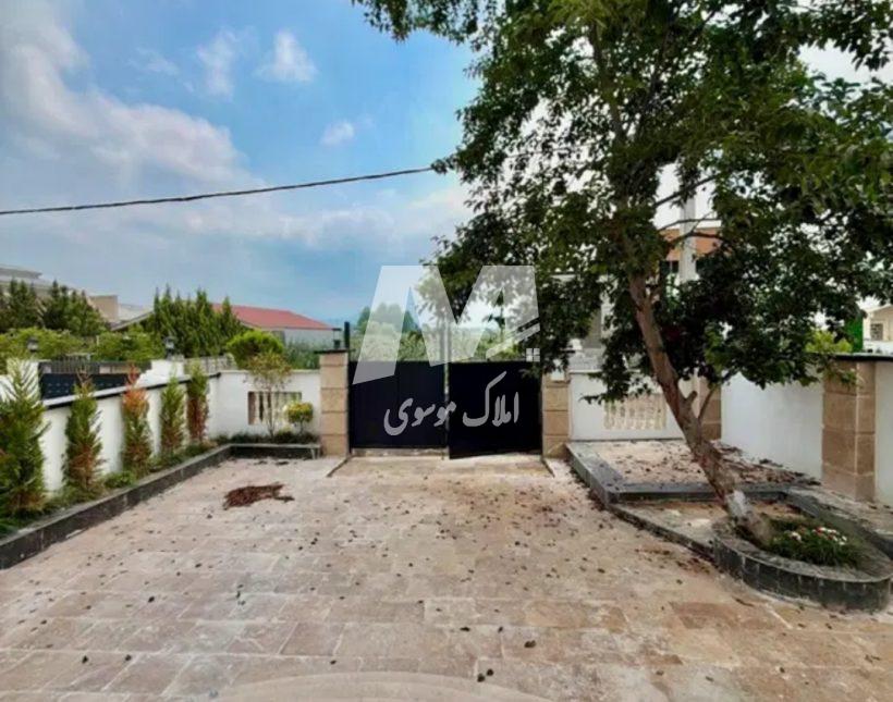 خرید ویلا نما کلاسیک 280 متری سند دار شهرکی | 280 متر