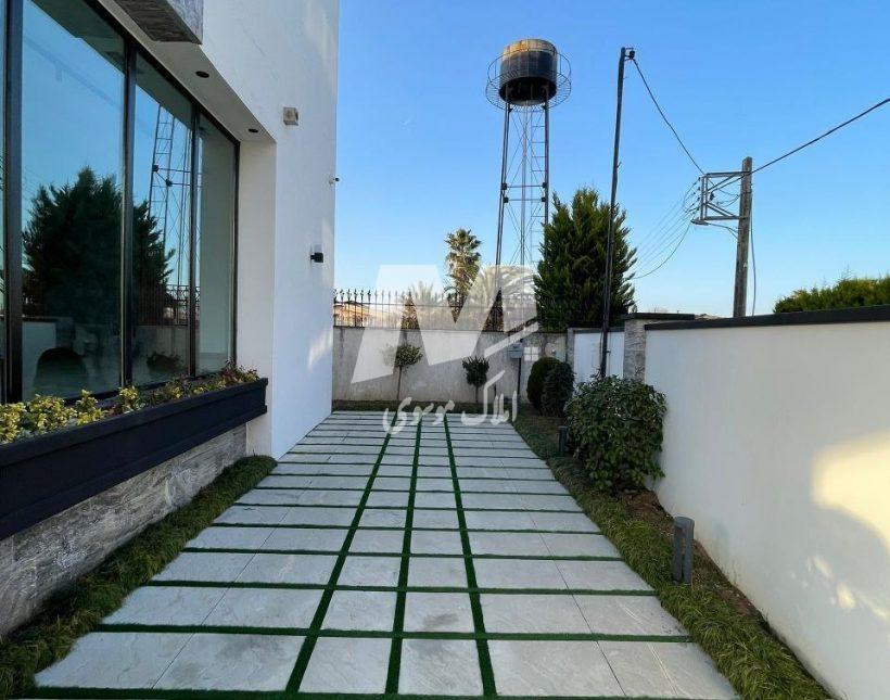 فروش ویلا تریبلکس نما مدرن نوساز استخردار | ۴۵۰ متر