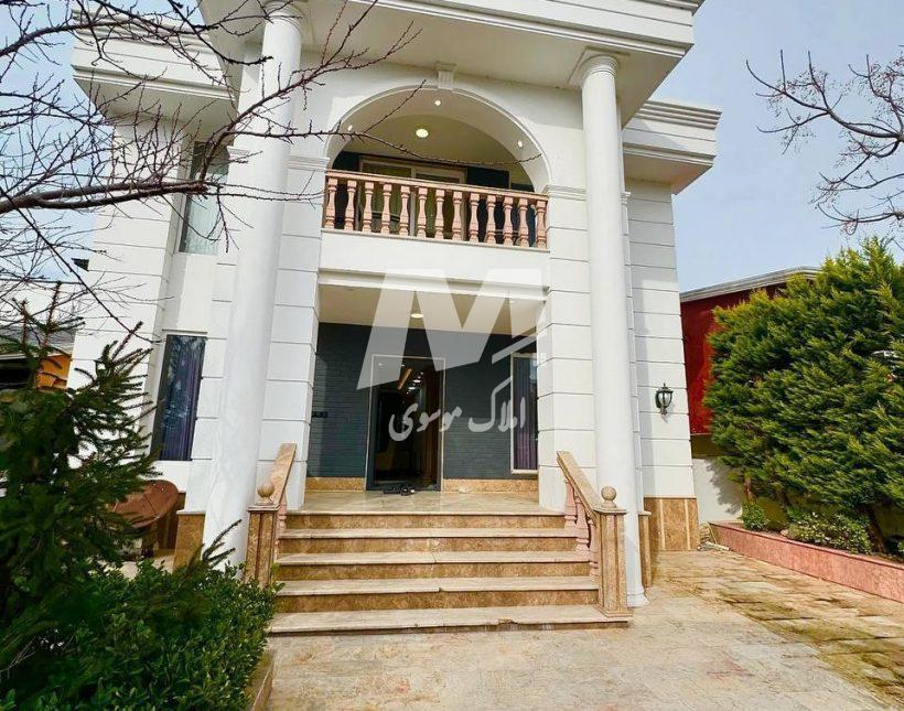 خرید اقساطی ویلا در چمستان تریپلکس استخردار | ۳۵۰ متر