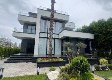 خريد ويلاي ساحلی فول فرنیش با استخر و روف در نخ شمال | 850 متر