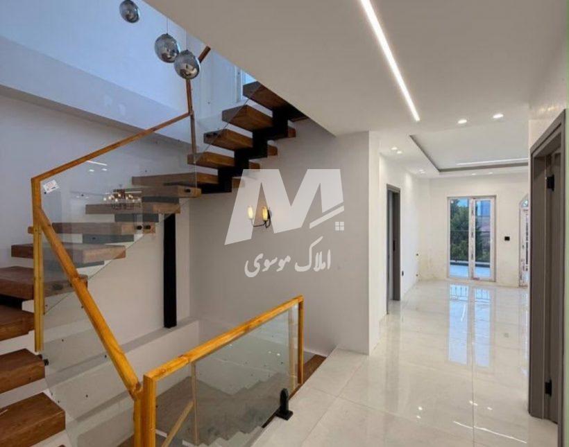 فروش ویژه ویلا نما انگلیسی استخردار امیرآباد چمستان | ۳۰۰ متر