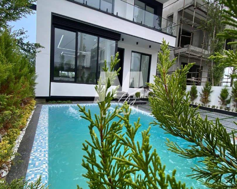خرید ویلا ۳۰۰ متری نما مدرن استخر دار ارزان | ۳۰۰ متر