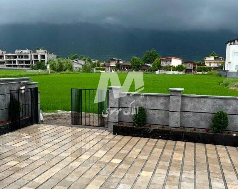 خرید ویلای دوبلکس ۳۰۰ متری سند دار شهرکی نوشهر | ۳۰۰ متر