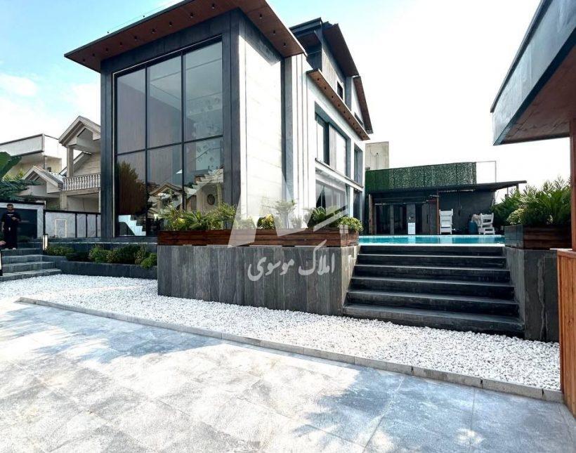 خرید ویلای تریبلکس هوشمند نوساز شهرکی رویان | ۶۰۰ متر