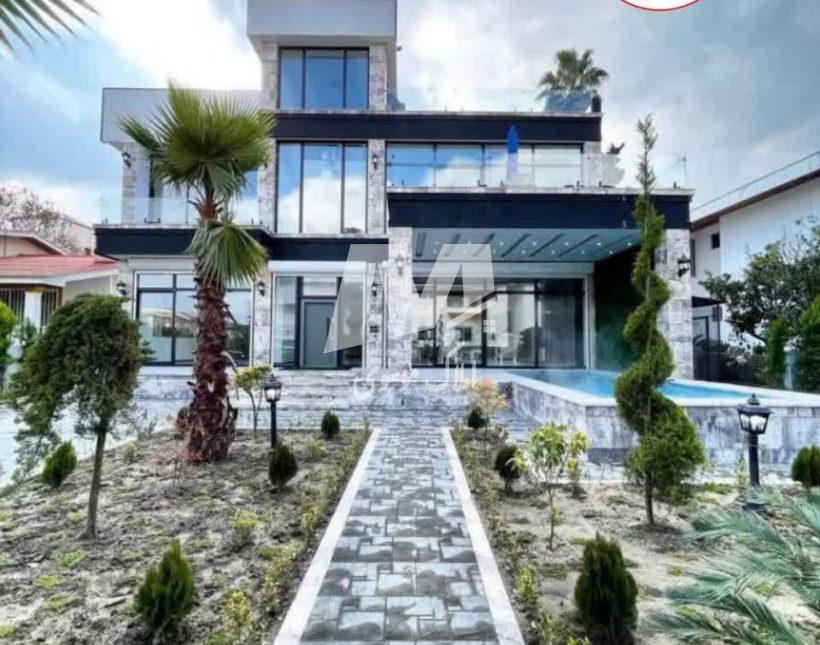 خرید ویلا در رویان 550 متر با استخر چهار فصل فول فرنیش | 550 متر