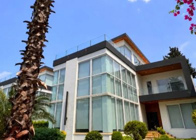 خريد ويلا ساحلي فول فرنيش با استخر و روف در سيسنگان | 500 متر