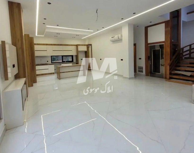 خريد ويلا مدرن سند دار با متريال و نورگير عالي در شهرك ساحلي | 270 متر