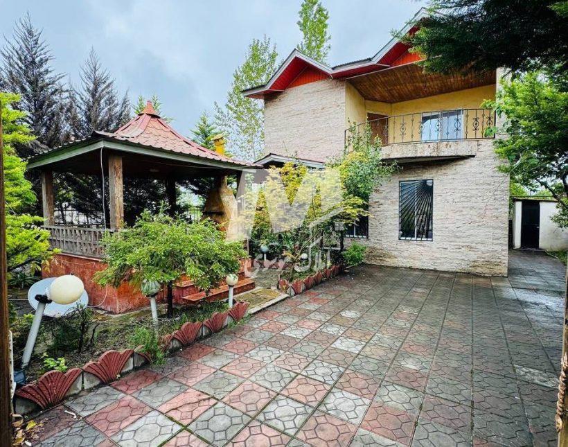 خرید ویلا در چمستان شهرکی سند دار | ۳۰۰ متر