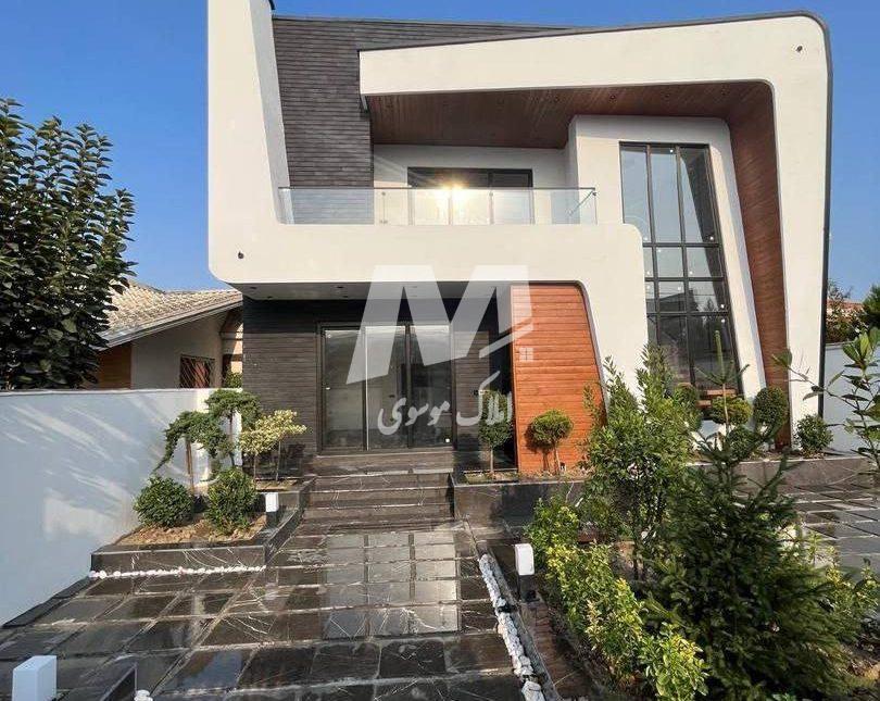 خرید اقساطی ویلا در چمستان استخردار جکوزی | ۲۸۰ متر