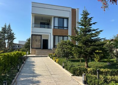 خرید ویلای شهرکی استخردار با آسانسور در دل جنگل های سیسنگان | ۴۰۰ متر