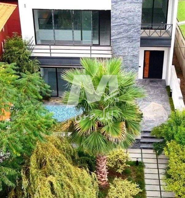 فروش ویلای مدرن هوشمند در نور | ۳۰۰ متر