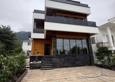 فروش ویلای مدرن و نوساز لوکس درمنطقه خوش منظره چلندر | ۲۳۰ متر