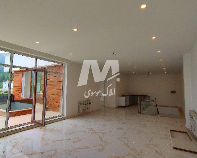 خرید ویلای استخردار در نوشهر | ۳۷۰ متر