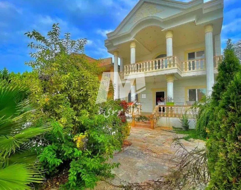 خرید ویلا در نور ۳۰۰ متری نما کلاسیک مبله کامل با سند تک برگ | ۳۰۰ متر