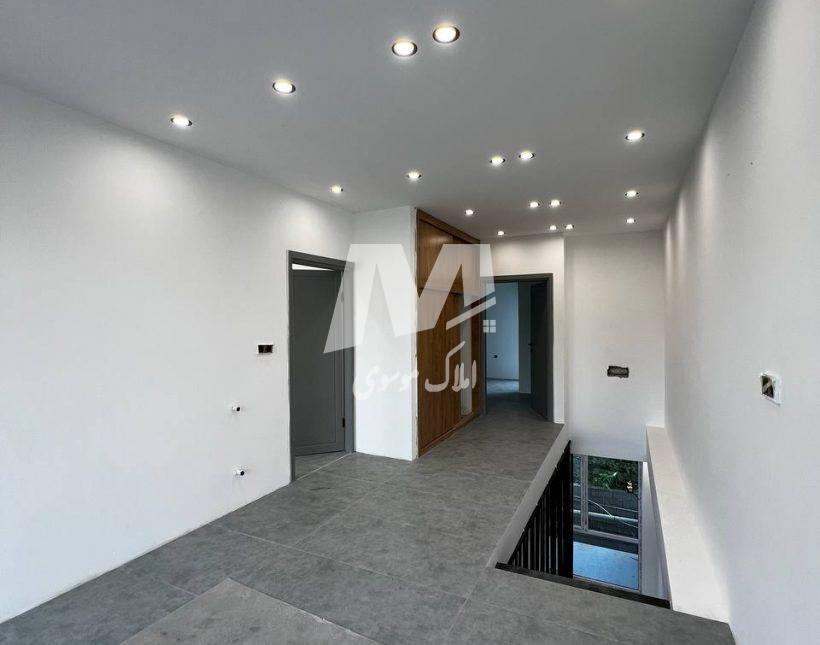 خرید ویلای دوبلکس مدرن استخردار شهرکی سند دار تاپ لوکیشن | ۳۰۰ متر