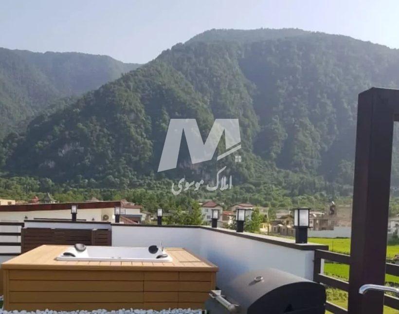 خرید ویلا در نوشهر ۴۰۰ متری با ویوی جنگل در روف مبله کامل | ۴۰۰ متر