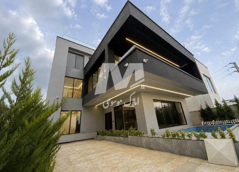خريد ويلا هوشمند دو نبش با استخر چهار فصل و دبل روف‌گاردن | 272 متر