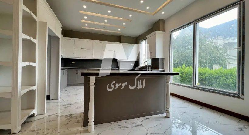 خريد ويلا تريبلكس شهركي با دسترسي عالي در منطقه برند لتينگان | 410 متر
