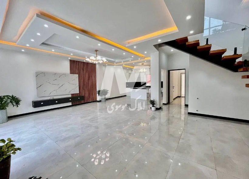 فروش ويلا دوبلكس ٢٥٠ متري استخردار در اميرآباد چمستان | 250 متر