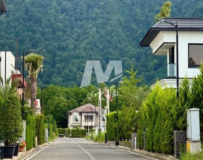 فروش ویلای دوبلکس مدرن فول امکانات شهرکی در چلک نوشهر | ۴۰۰ متر