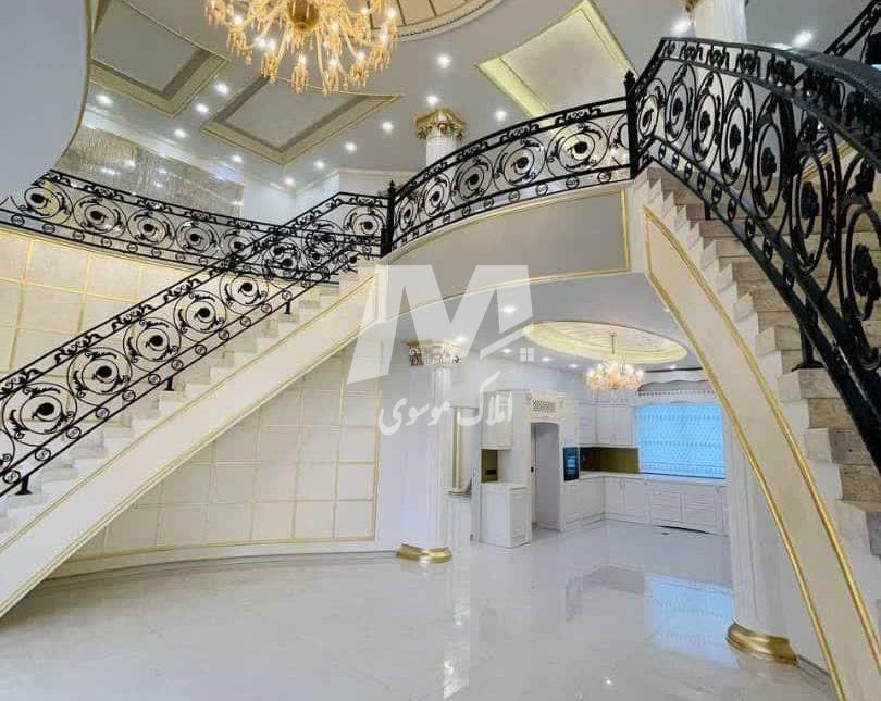 فروش کاخ‌ویلا کلاسیک در چلک نوشهر | 800 متر