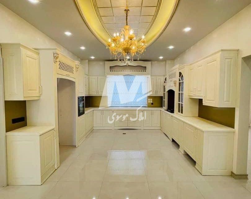 خرید ویلا سعادت آباد چمستان ۵۰۰ متری استخردار آسانسور | 500 متر
